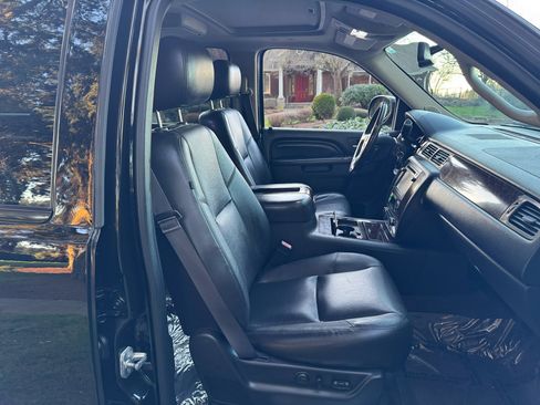 Used 2013 GMC Yukon Denali image 11