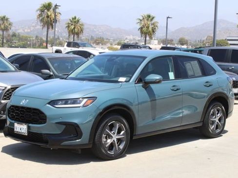 Used 2024 Honda HR-V EX-L image 3