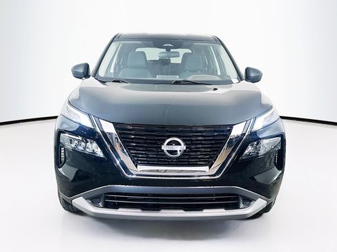 Used 2023 Nissan Rogue S FWD image 2