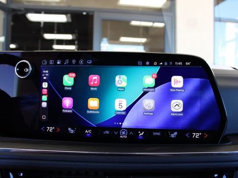 Used 2025 Chevrolet Tahoe LT w/ Comfort Package image 19