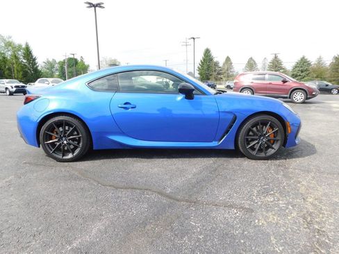 Used 2025 Subaru BRZ tS RWD image 2