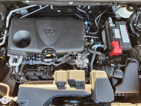 Used 2023 Toyota RAV4 LE image 29