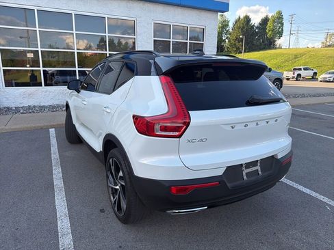 Used 2020 Volvo XC40 T5 R-Design w/ Protection Package Premier AWD/4WD image 8