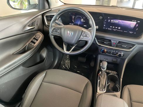 Used 2025 Buick Encore GX Preferred image 34