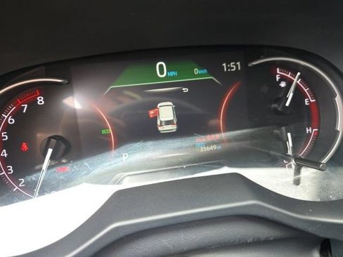 Used 2025 Toyota RAV4 LE AWD/4WD image 23