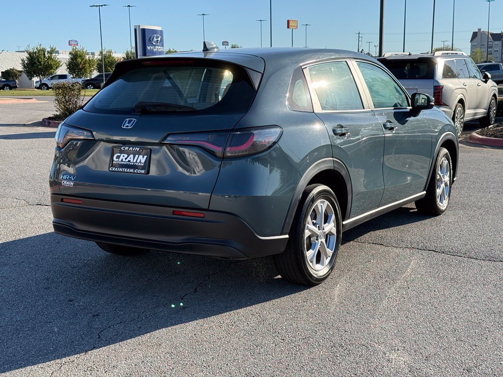 Used 2025 Honda HR-V LX image 7