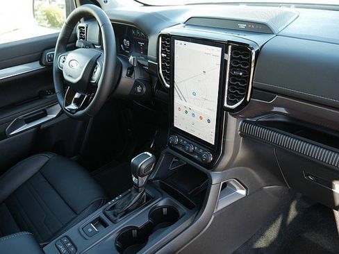 New 2025 Ford Ranger Lariat w/ FX4 Off-Road Package image 30