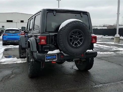 Used 2024 Jeep Wrangler Unlimited Rubicon image 7