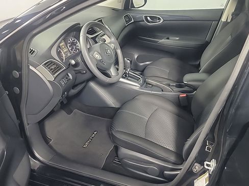 Used 2017 Nissan Sentra SR FWD image 17