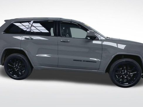 Used 2021 Jeep Grand Cherokee Laredo X AWD/4WD image 9