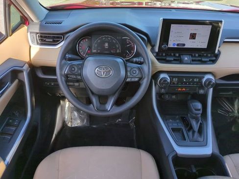 Used 2023 Toyota RAV4 XLE w/ Convenience Package FWD image 16