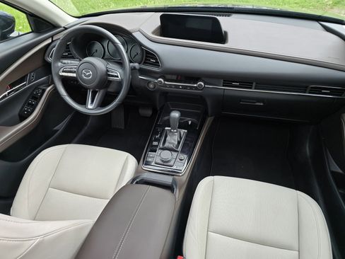 Used 2023 MAZDA CX-30 AWD 2.5 S w/ Premium Package image 17