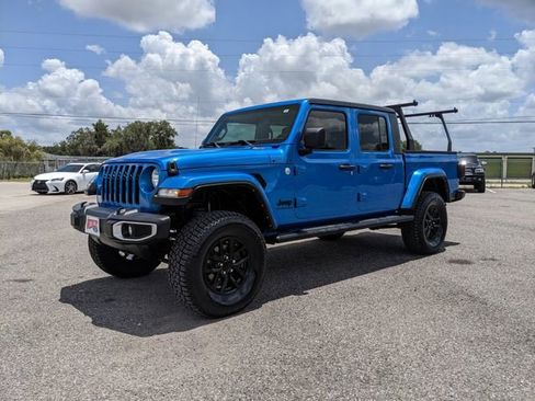 Used 2021 Jeep Gladiator Sport AWD/4WD image 8