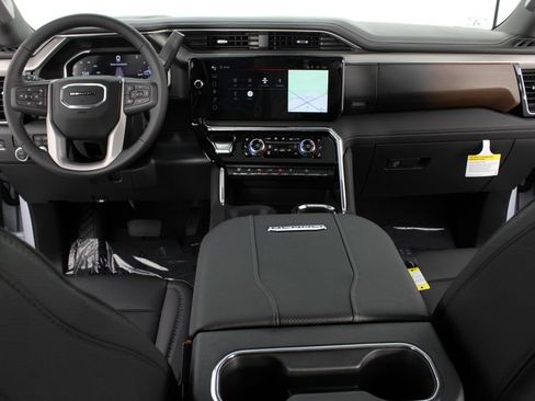 New 2026 GMC Sierra 2500 Denali w/ Denali Reserve Package AWD/4WD image 12