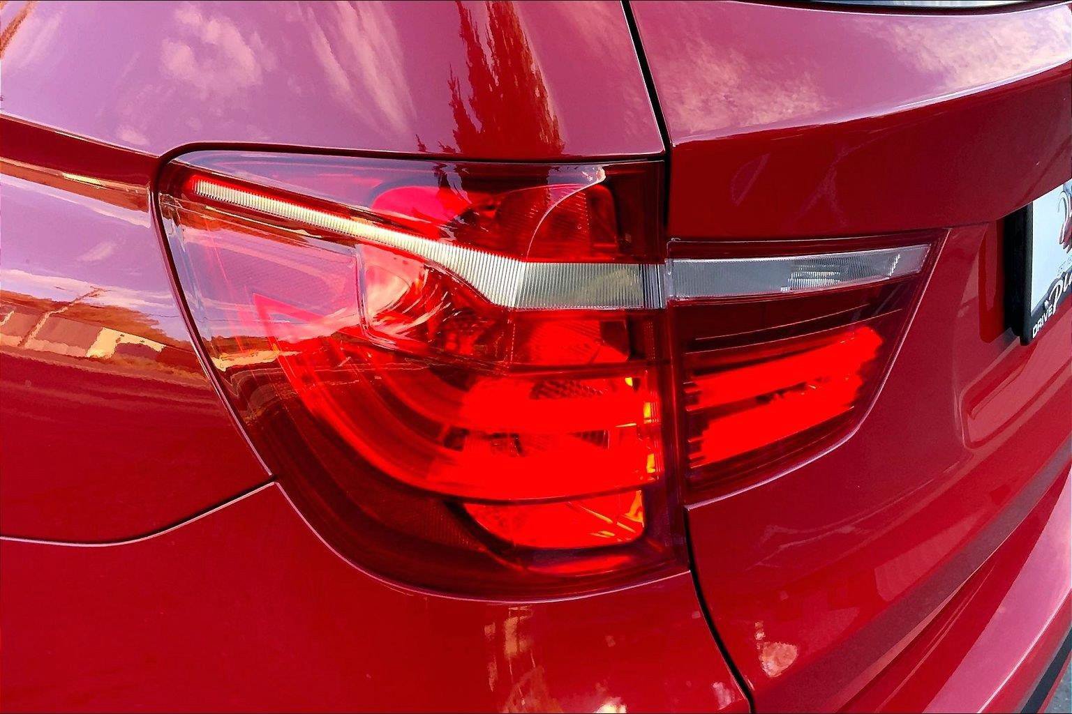 Used 2017 BMW X3 xDrive28i AWD/4WD image 30