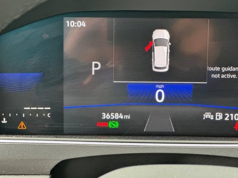 Used 2022 Volkswagen Tiguan SE R-Line FWD image 26