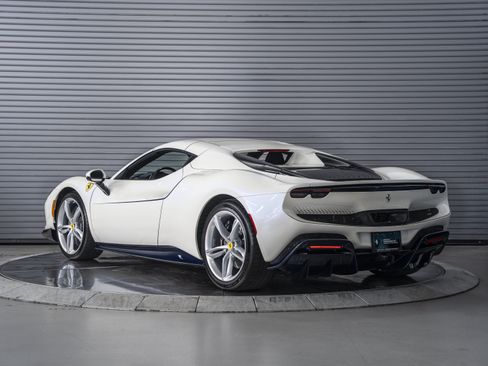 Used 2025 Ferrari 296 GTS RWD image 11