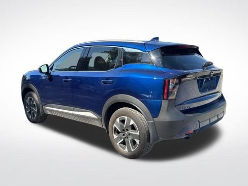 Used 2025 Nissan Kicks SR AWD/4WD image 3