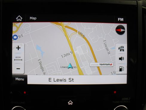 Used 2023 Subaru Forester Touring image 14