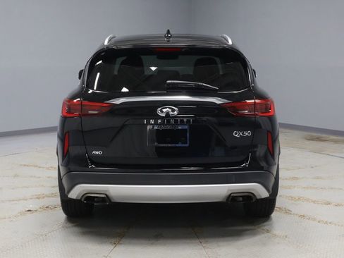 Used 2019 INFINITI QX50 Luxe w/ Cargo Package AWD/4WD image 11