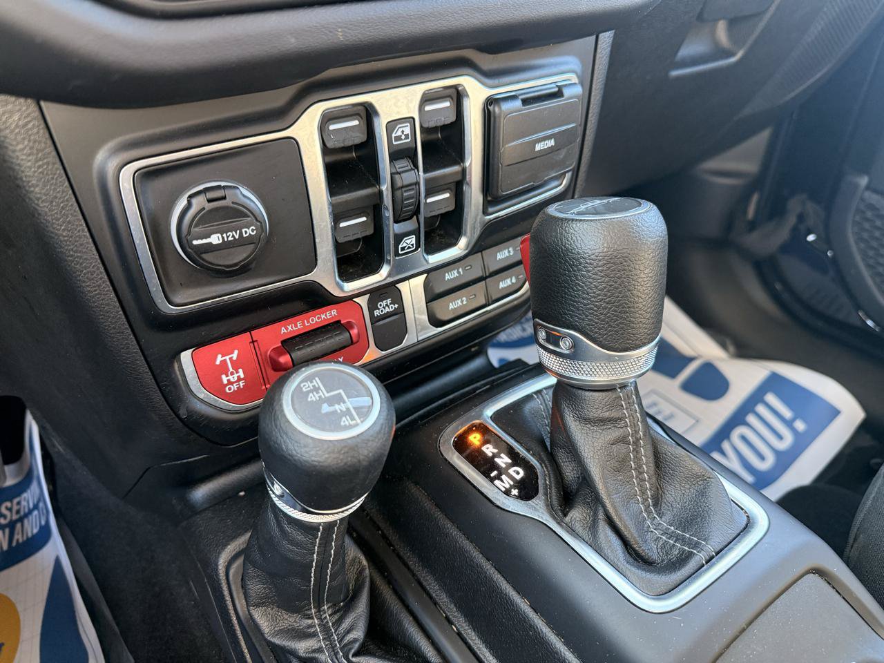 Used 2026 Jeep Gladiator Mojave AWD/4WD image 29
