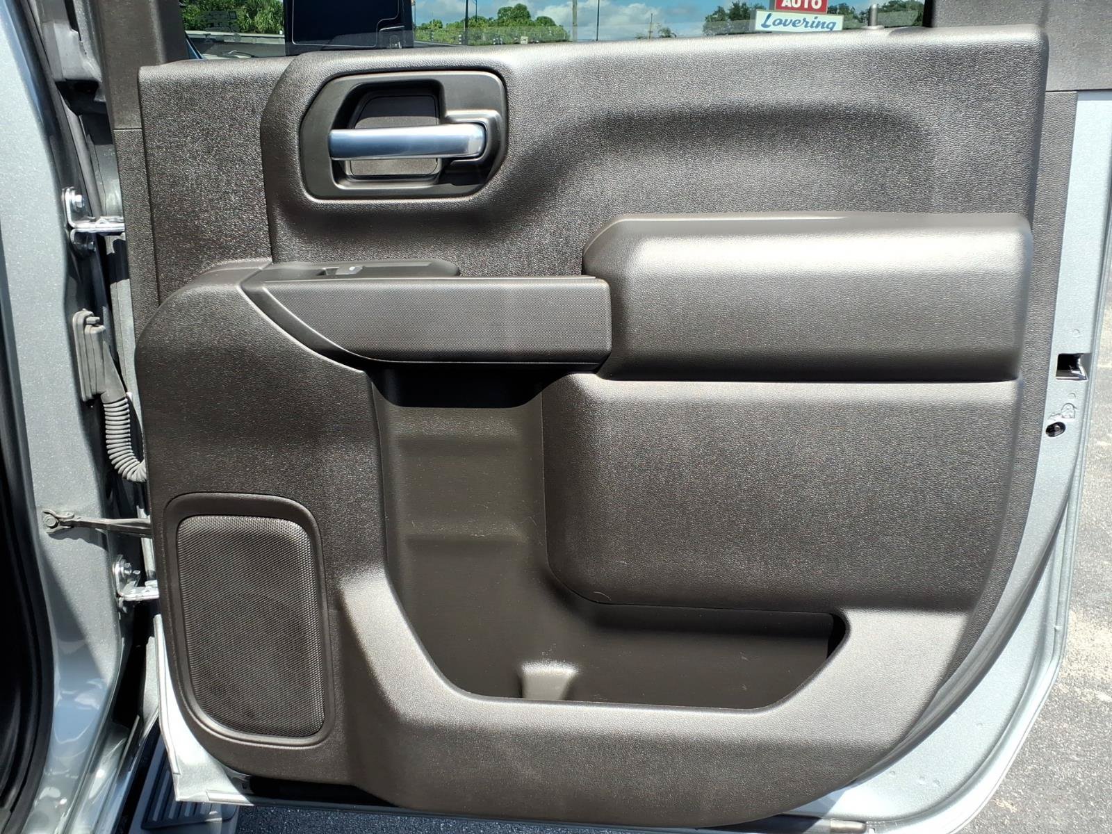 Used 2025 Chevrolet Silverado 2500 Custom w/ Custom Value Package AWD/4WD image 13