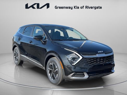 New 2025 Kia Sportage LX FWD image 1