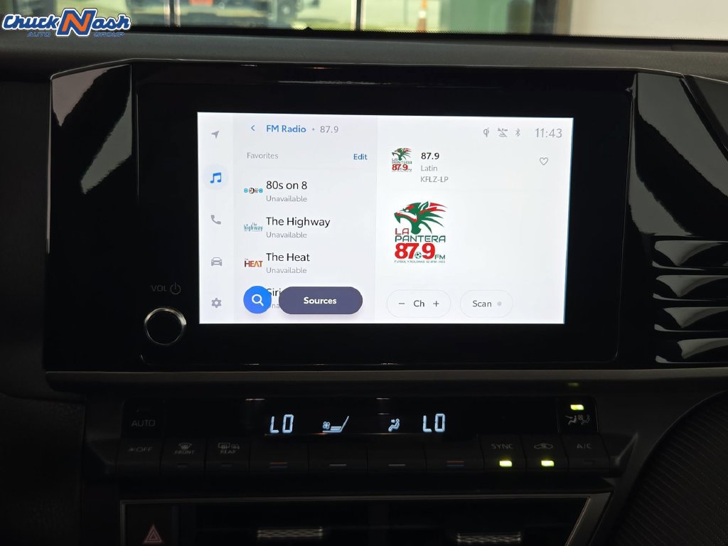 Used 2026 Toyota Camry SE FWD image 19