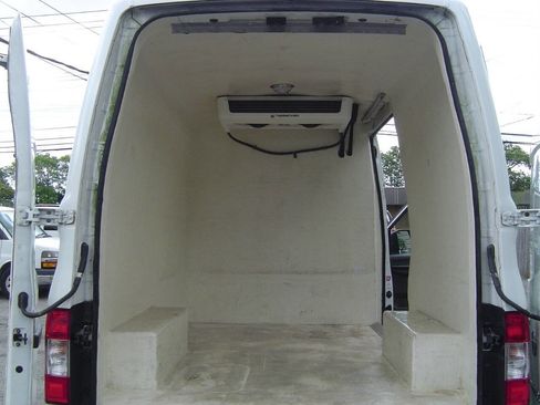 Used 2020 Nissan NV 2500 S w/ Vinyl Seat Package image 10