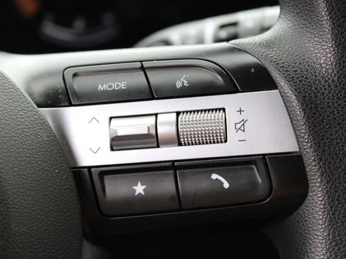 Used 2025 Hyundai Tucson SEL FWD image 13