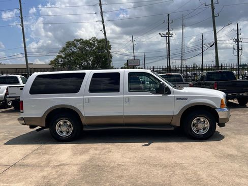 Used 2001 Ford Excursion Limited RWD image 6