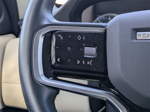 Used 2023 Land Rover Discovery Sport SE image 27