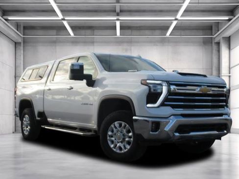 Used 2024 Chevrolet Silverado 2500 LTZ w/ LTZ Convenience Package image 1