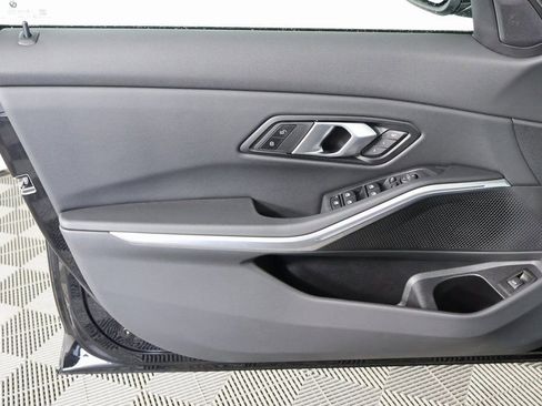 Used 2025 BMW 330i Sedan w/ Convenience Package RWD image 12