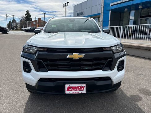 Used 2024 Chevrolet Colorado LT w/ LT Convenience Package image 8