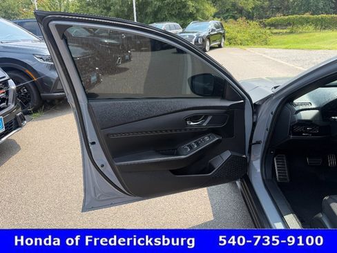 Used 2023 Honda Accord Sport image 14