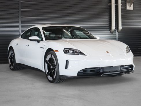 Certified 2025 Porsche Taycan RWD image 7