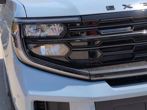 New 2026 Ford Expedition Max Platinum AWD/4WD image 9