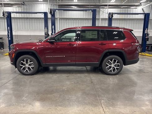 New 2025 Jeep Grand Cherokee L Limited w/ Trailer Tow Package image 5