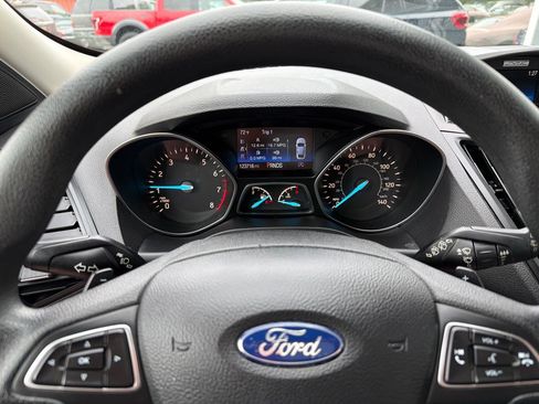 Used 2017 Ford Escape SE AWD/4WD image 21