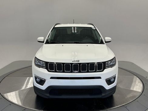 Used 2019 Jeep Compass Latitude w/ Popular Equipment Group image 2
