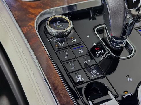 Used 2022 Bentley Continental GT AWD/4WD image 18