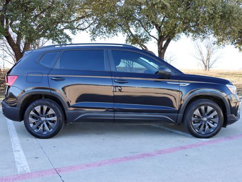 Used 2022 Volkswagen Taos S AWD/4WD image 8
