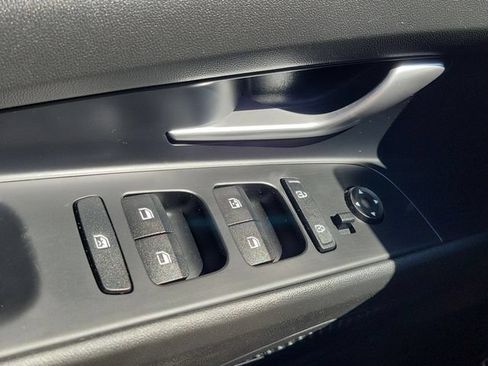 Certified 2023 Hyundai Elantra SEL w/ Convenience Package FWD image 17