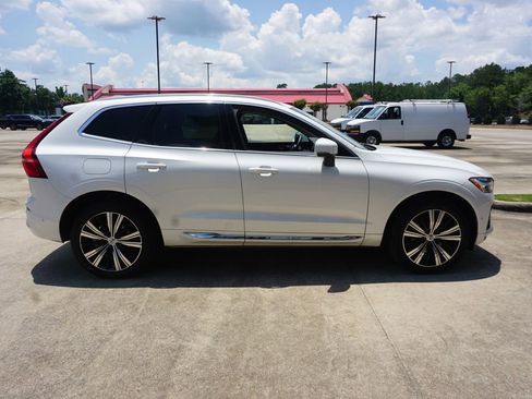 Used 2023 Volvo XC60 B5 Plus FWD image 22