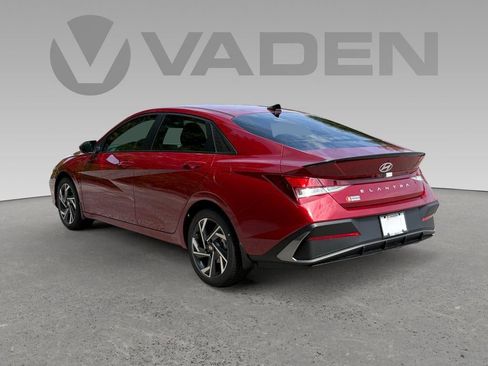 New 2025 Hyundai Elantra Sport FWD image 44