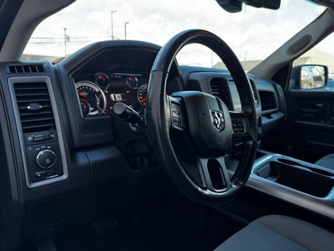 Used 2023 RAM 1500 Express w/ Wheel & Sound Group image 19