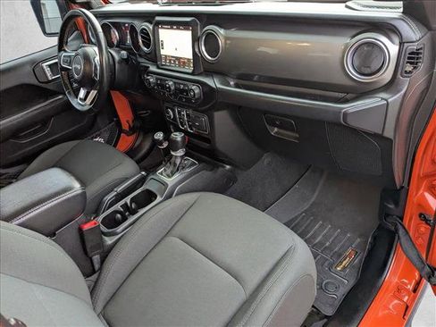 Used 2020 Jeep Wrangler Unlimited Sahara w/ Uconnect 4C Nav & Sound Group image 23