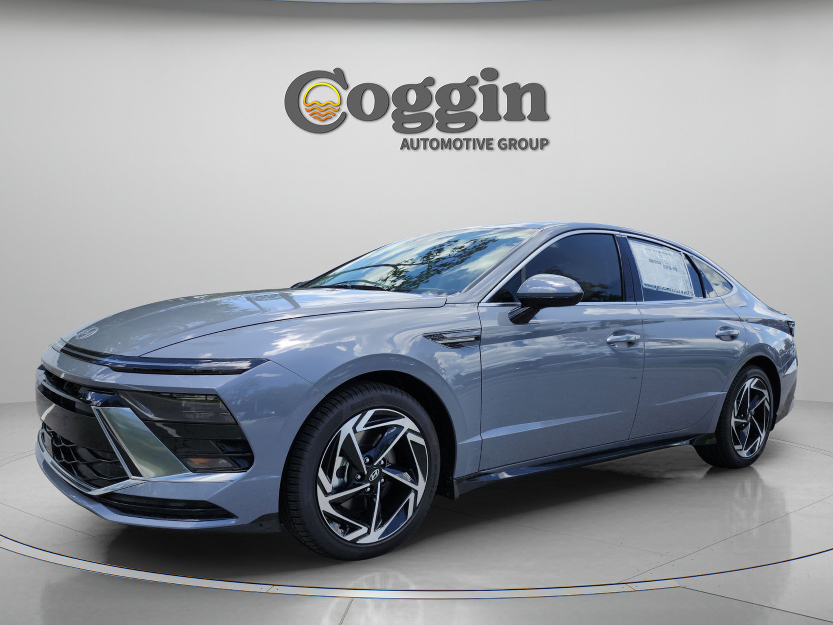 New 2026 Hyundai Sonata SEL FWD image 2