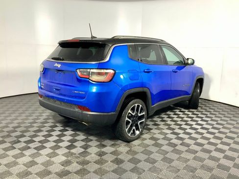 Used 2018 Jeep Compass Limited image 12
